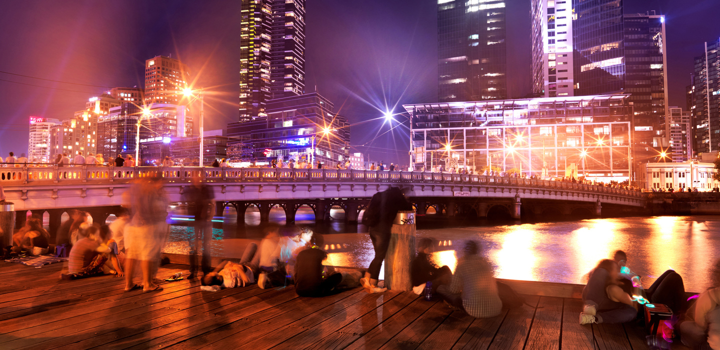 Relocating-down-under-Hero