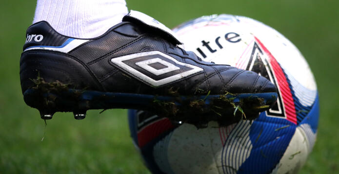 SIUmbro football boot_Digital - Website - Standard ImageCard