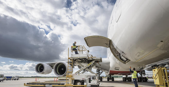 A freight plane being loaded_Digital - Website - Standard ImageCard
