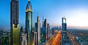 Dubai Skyline_12352737Large card