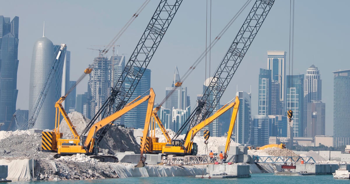 Construction in Doha - SEOSocialEditorial image
