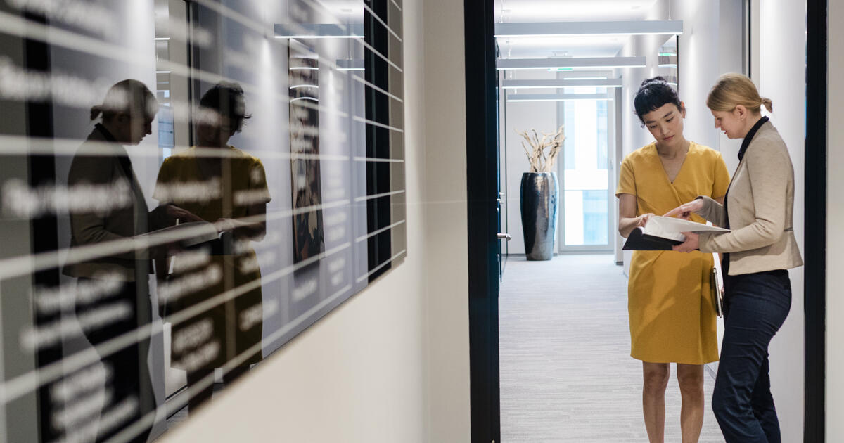 Professional women getty_Digital - SEOSocialEditorial image