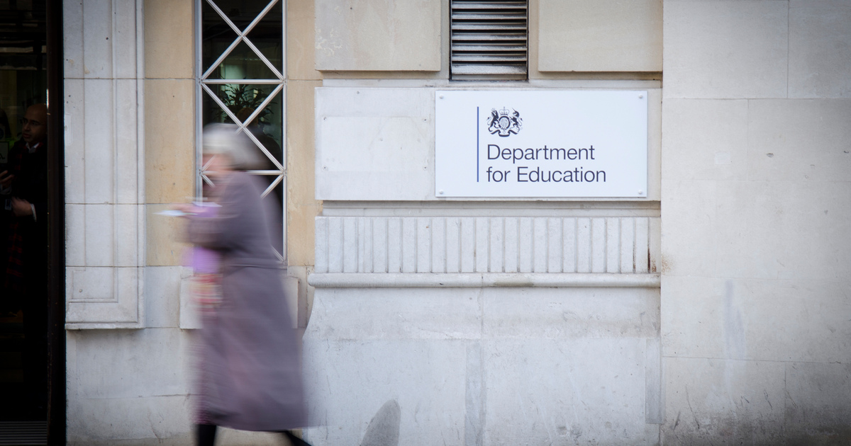 Department for Education sign SEO