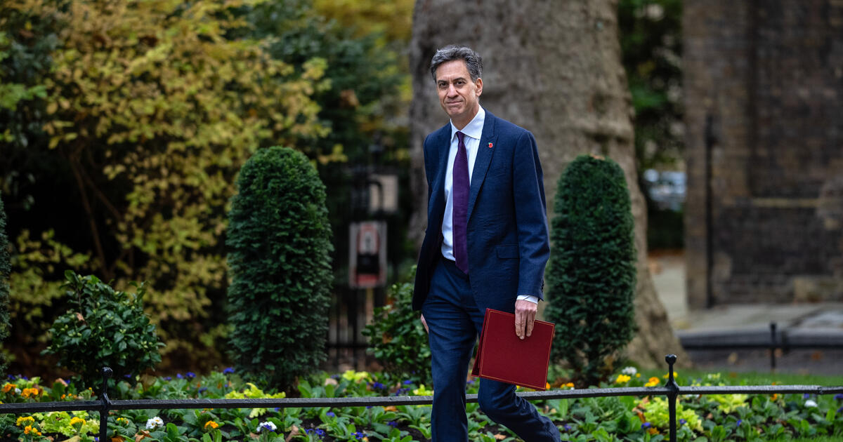 Ed Miliband with garden background