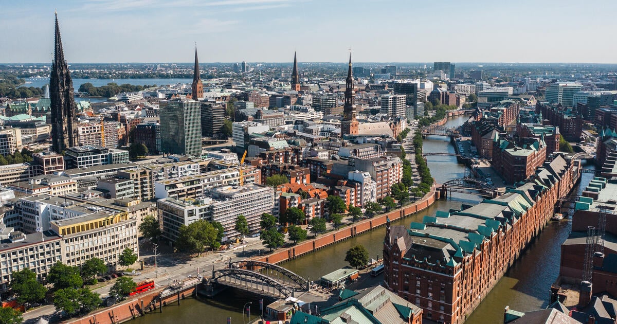 Hamburg cityscape_Digital - SEOSocialEditorial image