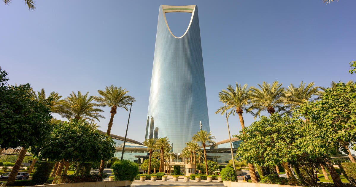 Riyadh-kingdom-centre-tower_Digital - SEOSocialEditorial image