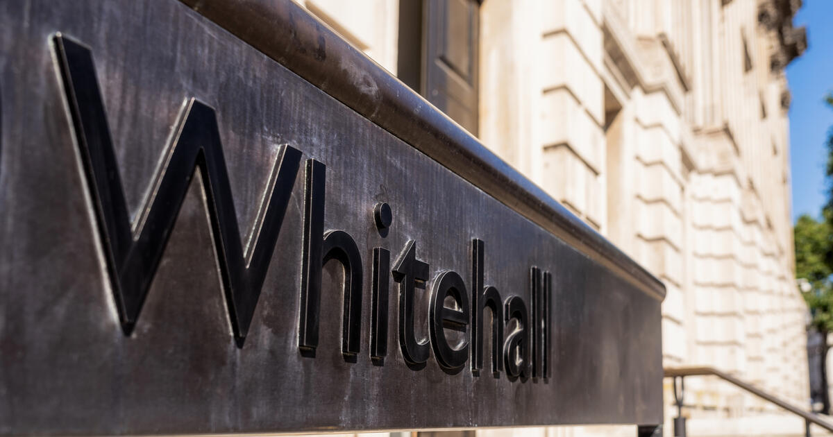 Sign for Whitehall in London_Digital - SEOSocialEditorial image
