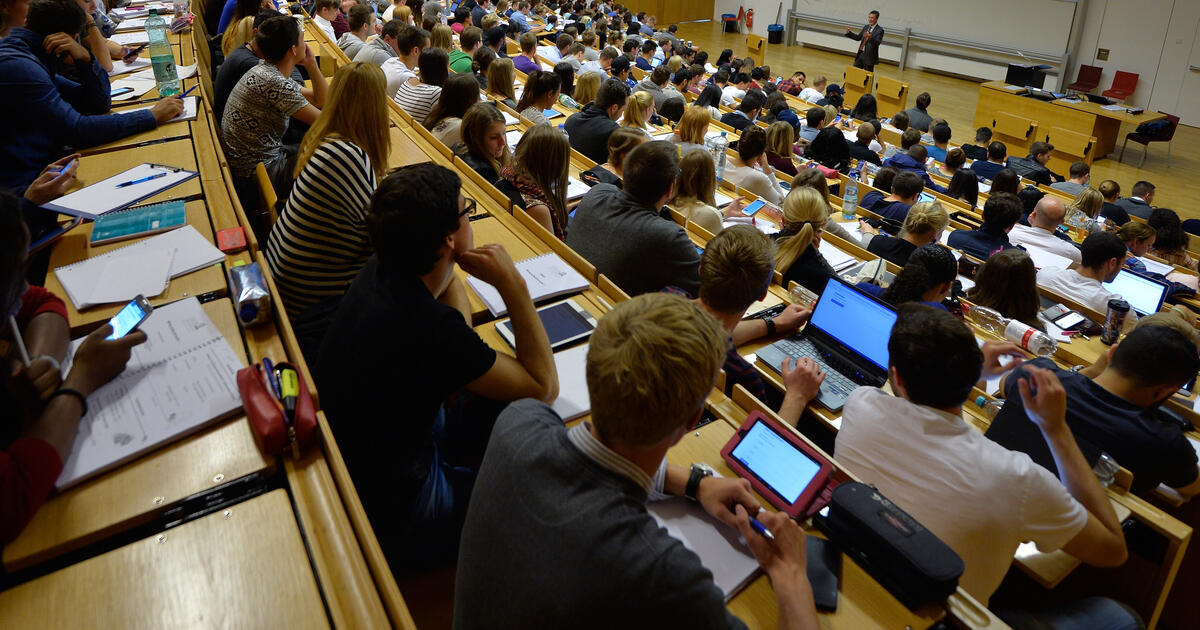 University free speech complaints system to come into force in 2026