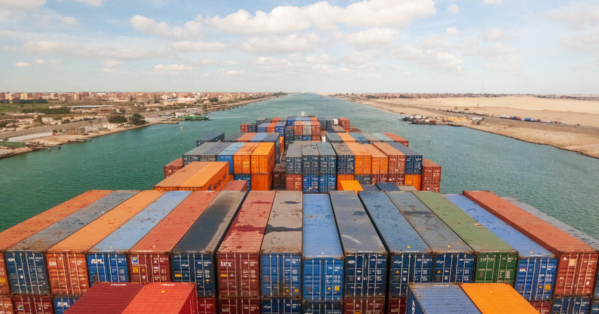 Loaded container ship Red Sea_Digital - SEOSocialEditorial image