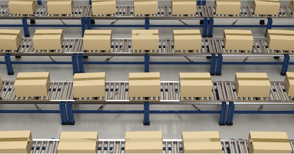 Logistics cardboard boxes conveyor